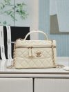 Chanel bag - Image 5