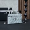 Chanel bag - Image 4
