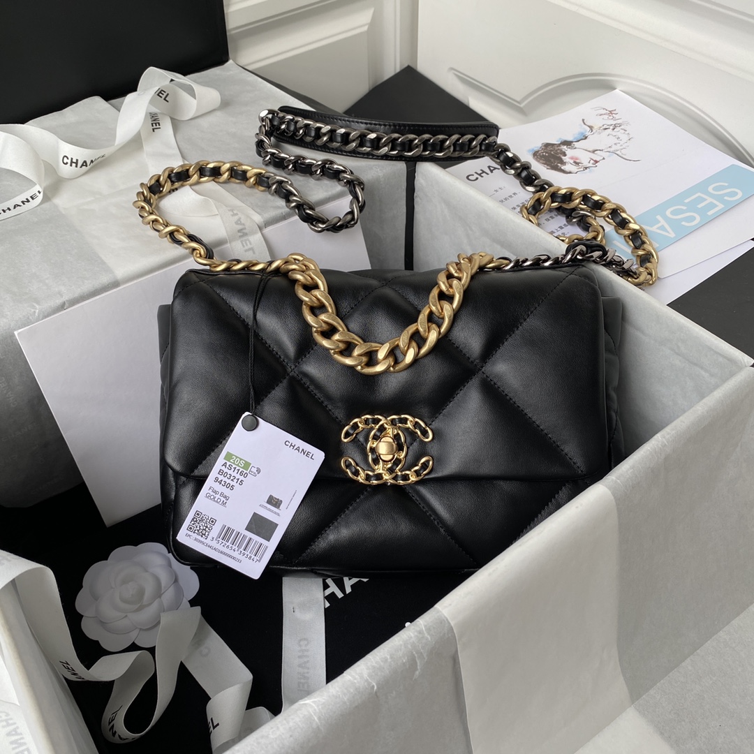 wsxc1760218826189_0 Chanel bag - Image 1