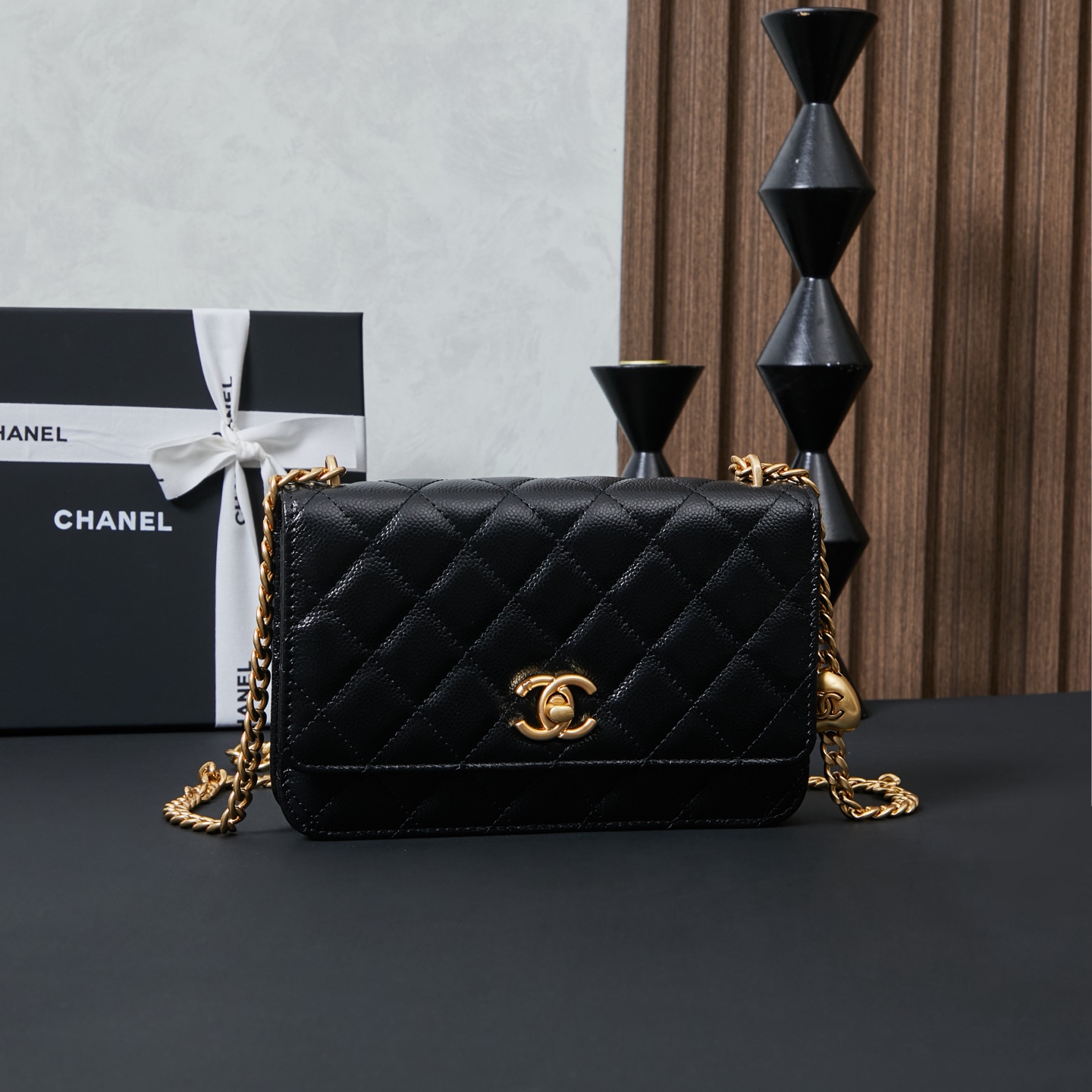 wsxc1760332989795_0 Chanel bag - Image 1