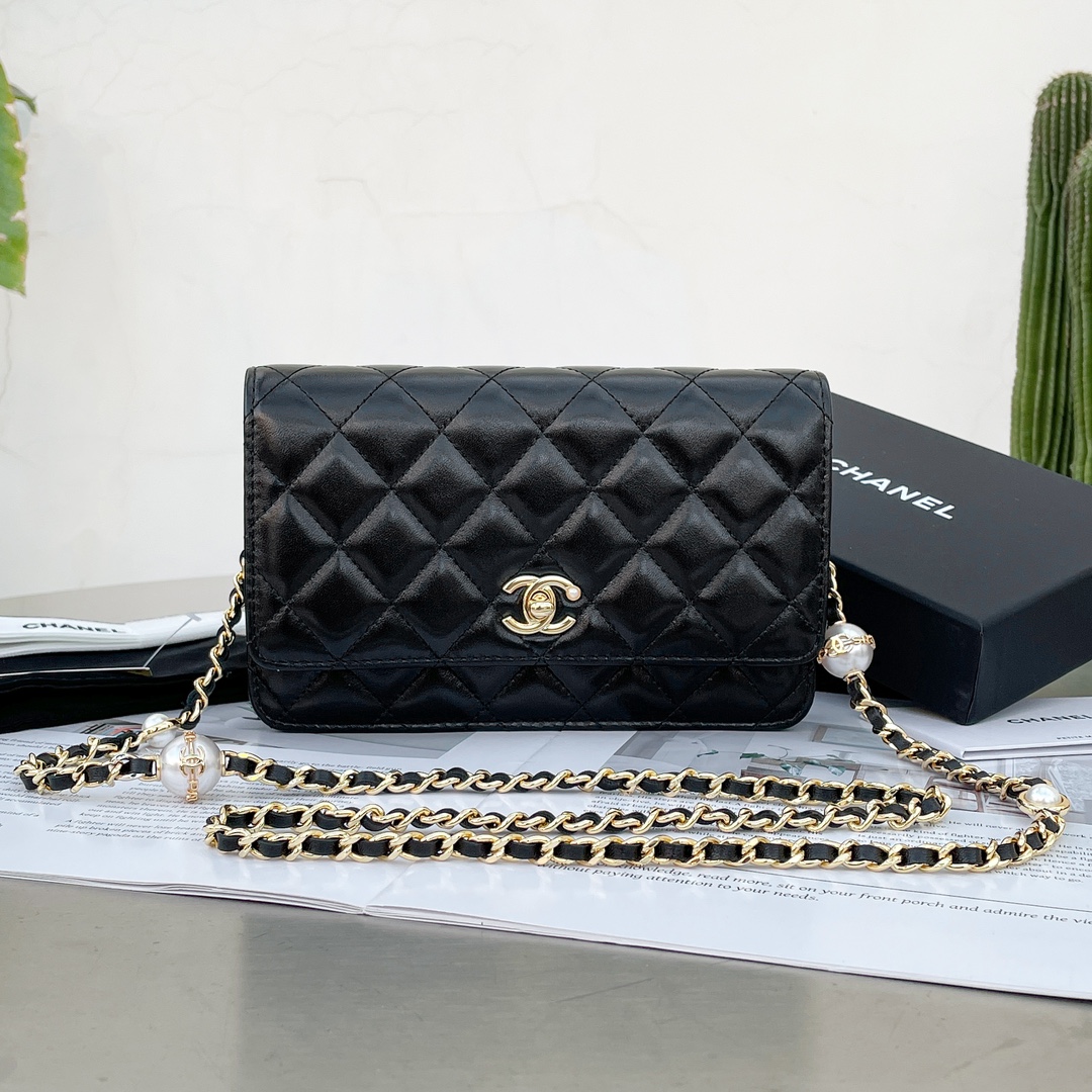 wsxc1760338989305_0 Chanel bag - Image 1