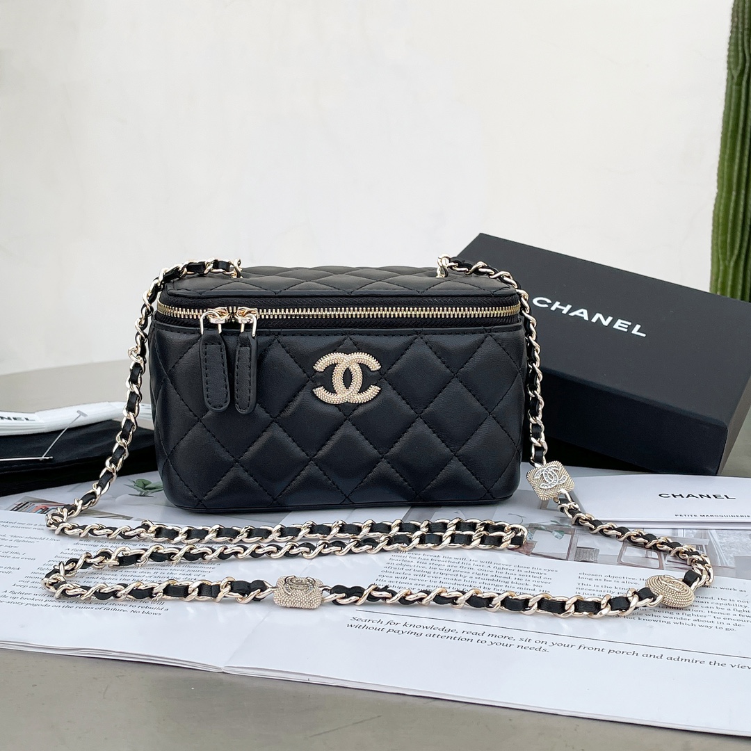 wsxc1760339168316_0 Chanel bag - Image 1