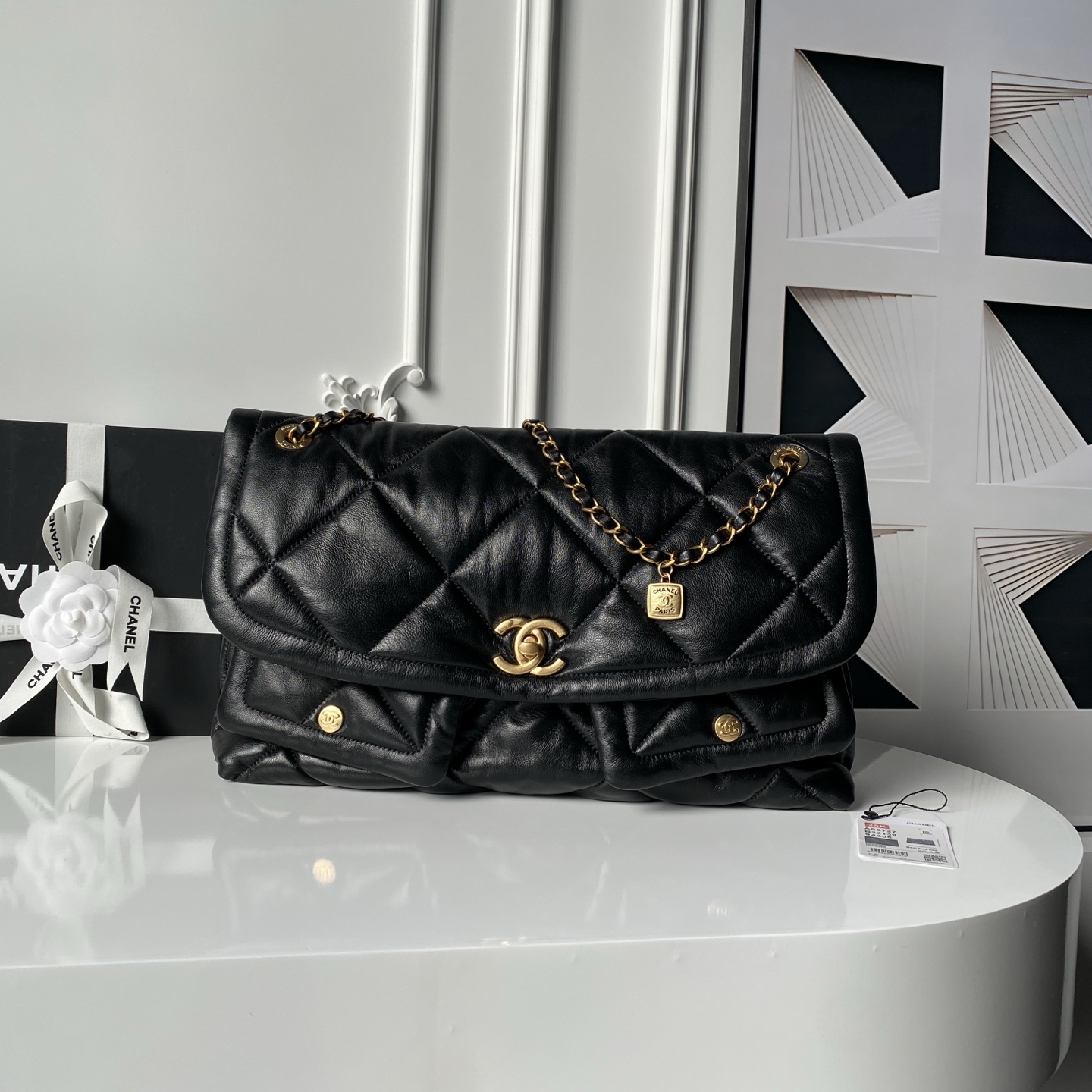wsxc1760423030368_0 Chanel bag - Image 1