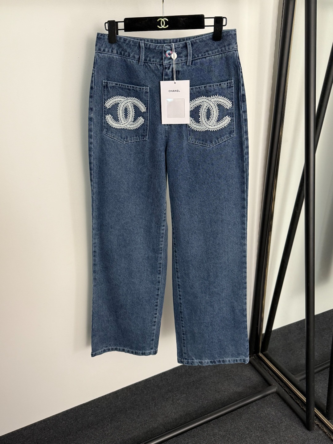 wsxc1760512856609_0 Chanel pants - Image 1