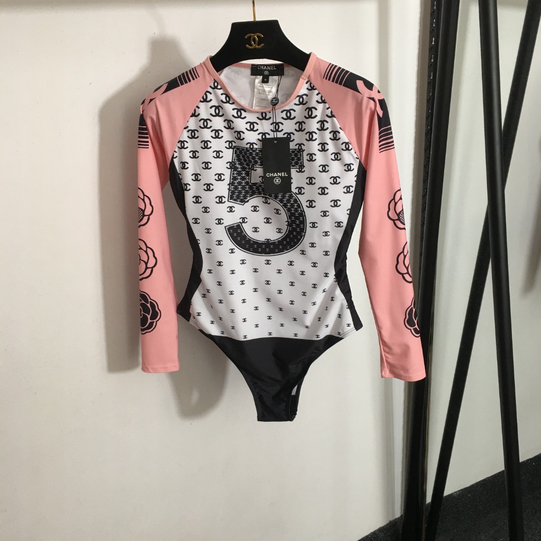 wsxc1760571167393_0 Chanel bodysuits - Image 1