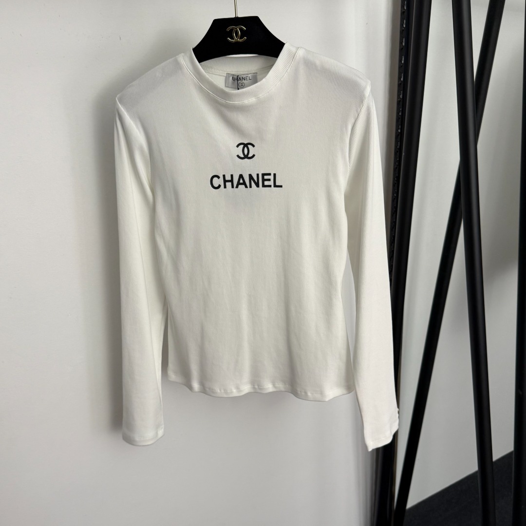 wsxc1760604562593_0 Chanel shirt - Image 1