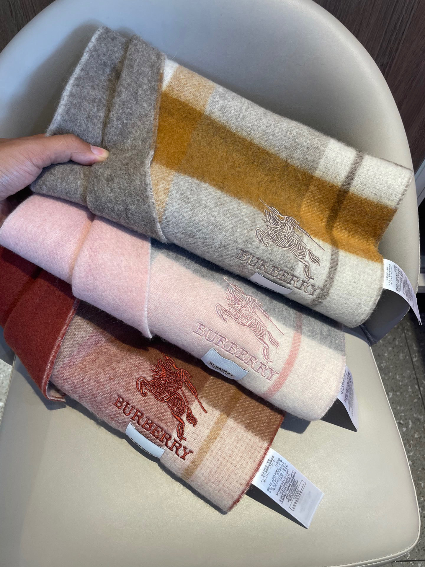 wsxc1760643064786_0 Burberry Fashion Scarf - Image 1