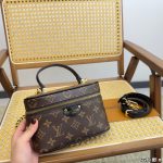 Louis Vuitton Fashion Bag