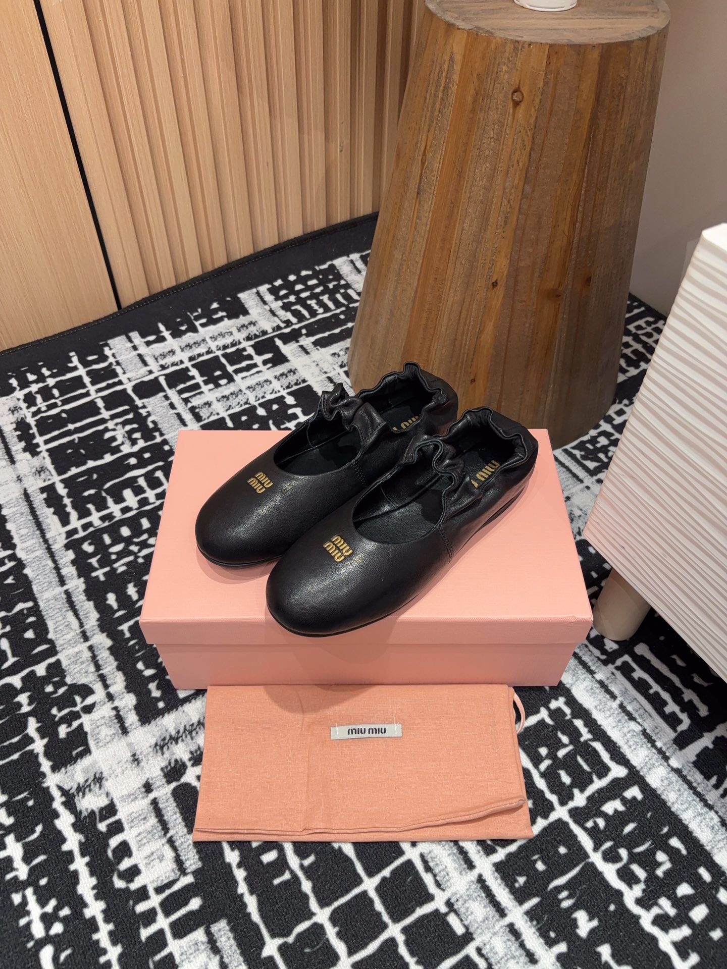 wsxc1760891611469_2 Miu Miu Fashion Shoes - Image 1