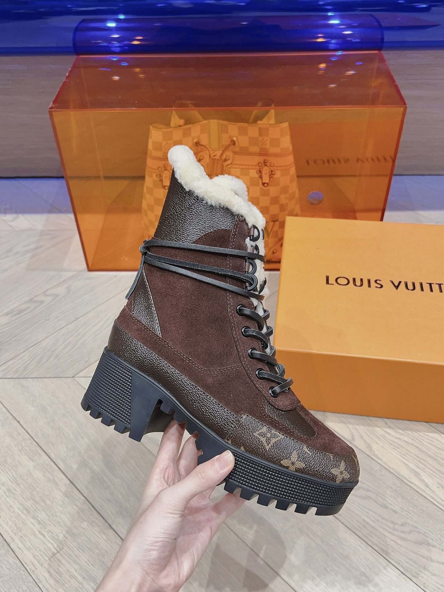 wsxc1760976634575_0 Louis Vuitton Fashion Boots - Image 1