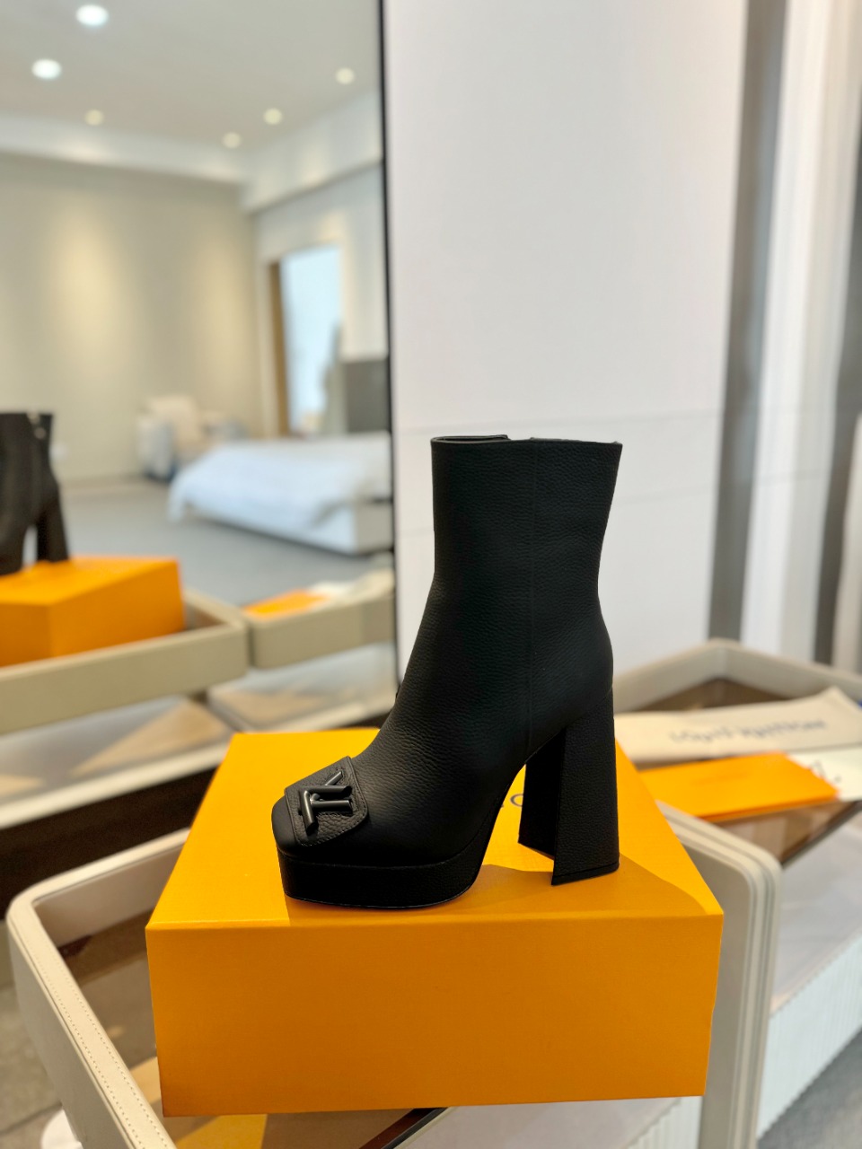 wsxc1761043753426_0 Louis Vuitton Fashion High Heels - Image 1