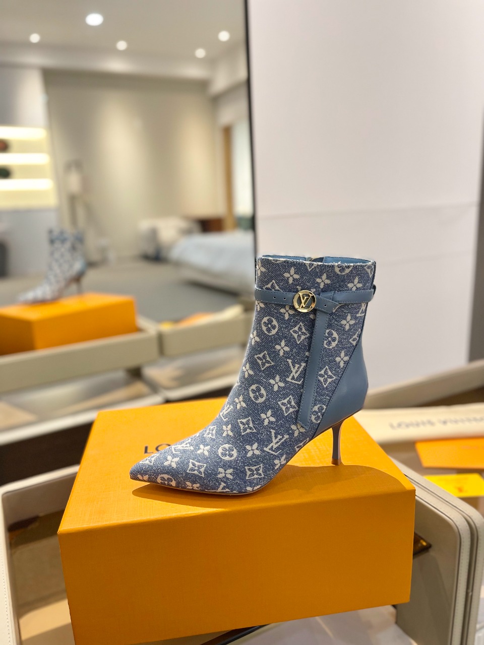 wsxc1761043812391_0 Louis Vuitton Fashion High Heels - Image 1