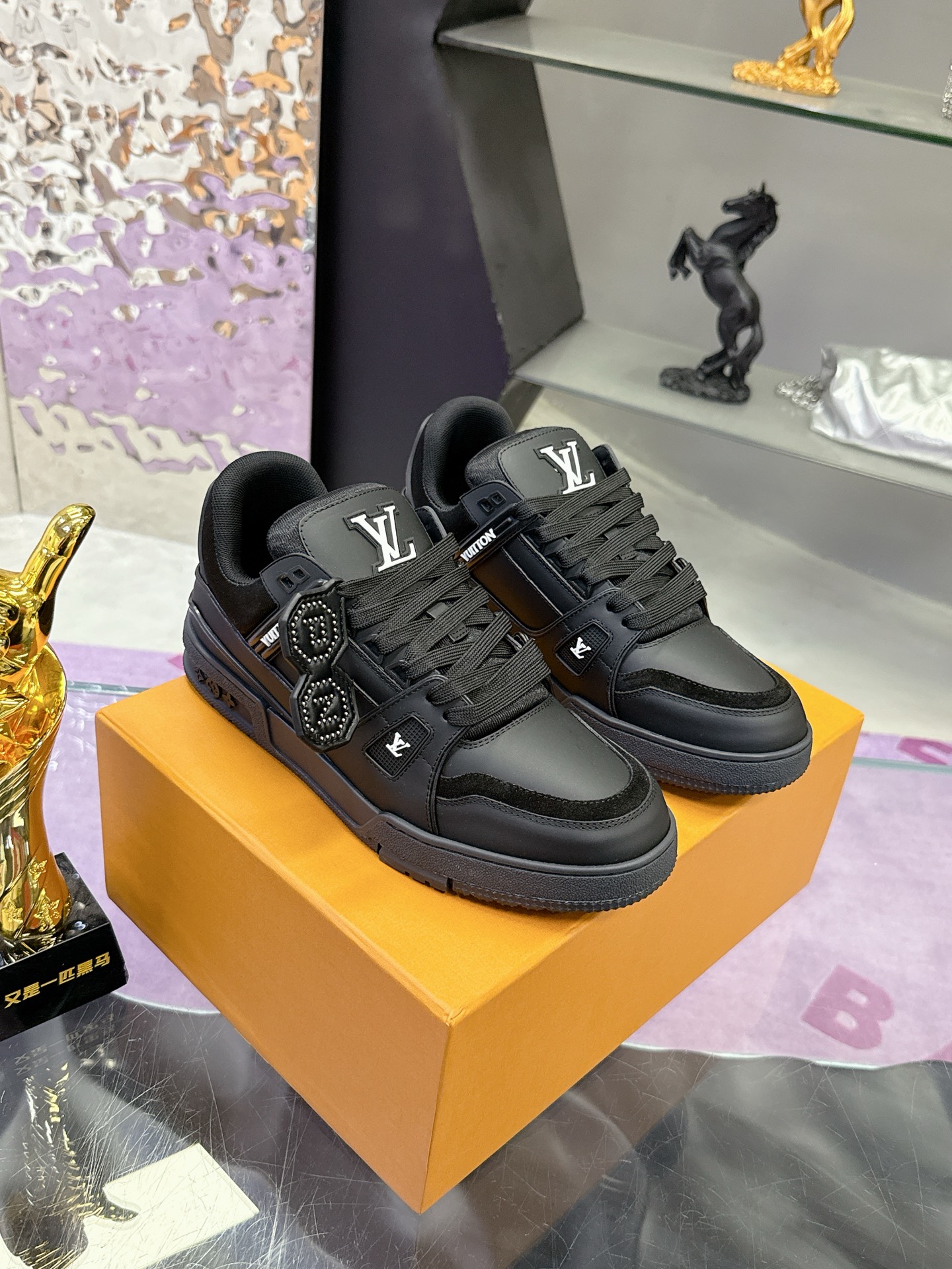 wsxc1761129187679_1 Louis Vuitton Fashion Shoes - Image 1