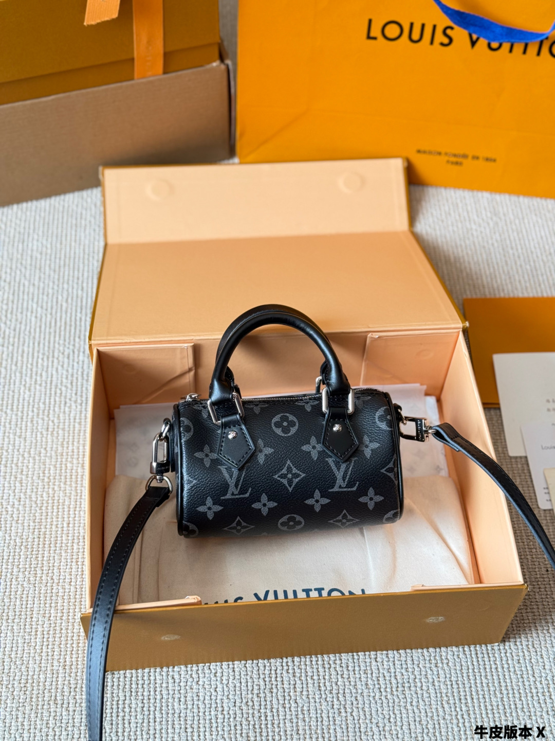 wsxc1761402914477_0 Louis Vuitton Fashion Bag - Image 1