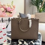 Louis Vuitton Fashion Bag