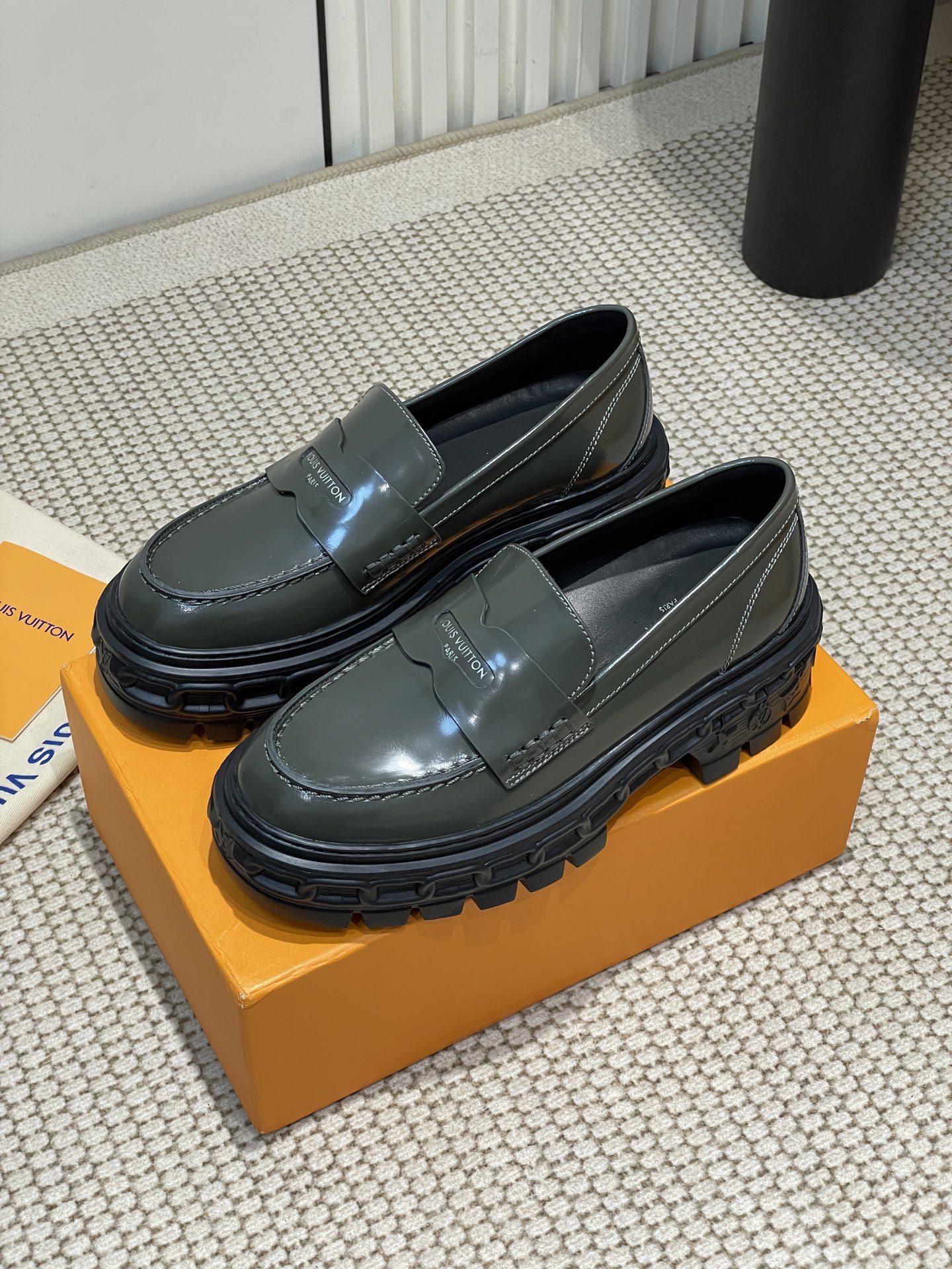 wsxc1761557700538_0 Louis Vuitton Fashion Shoes - Image 1