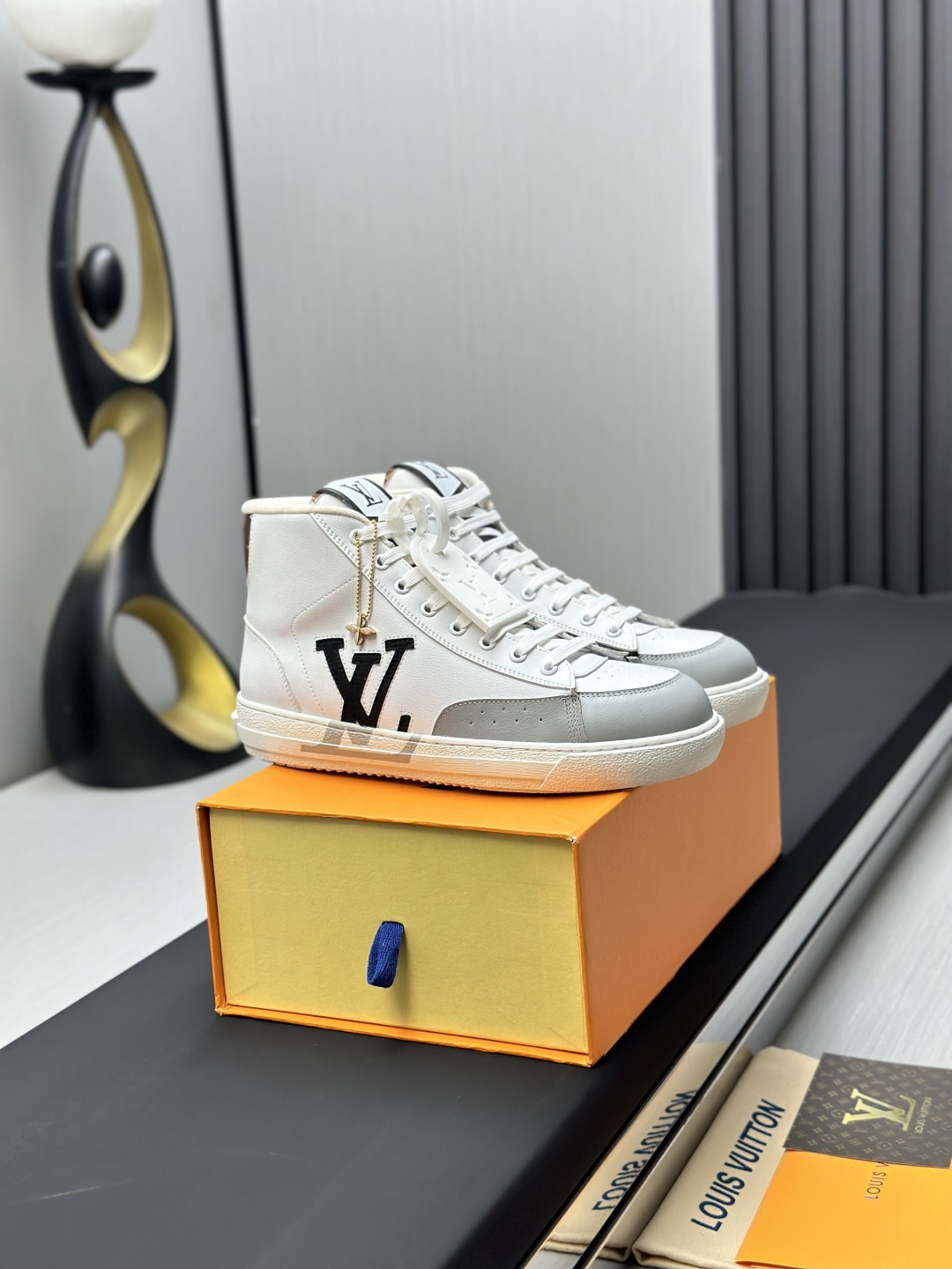 wsxc1761577835223_1 Louis Vuitton Fashion Shoes - Image 1
