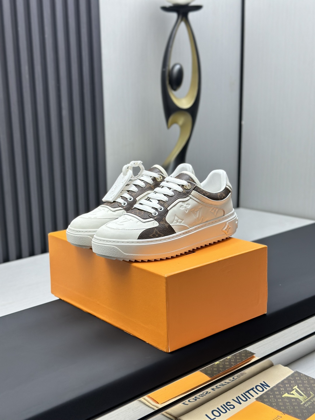 wsxc1761578138466_0 Louis Vuitton Fashion Shoes - Image 1