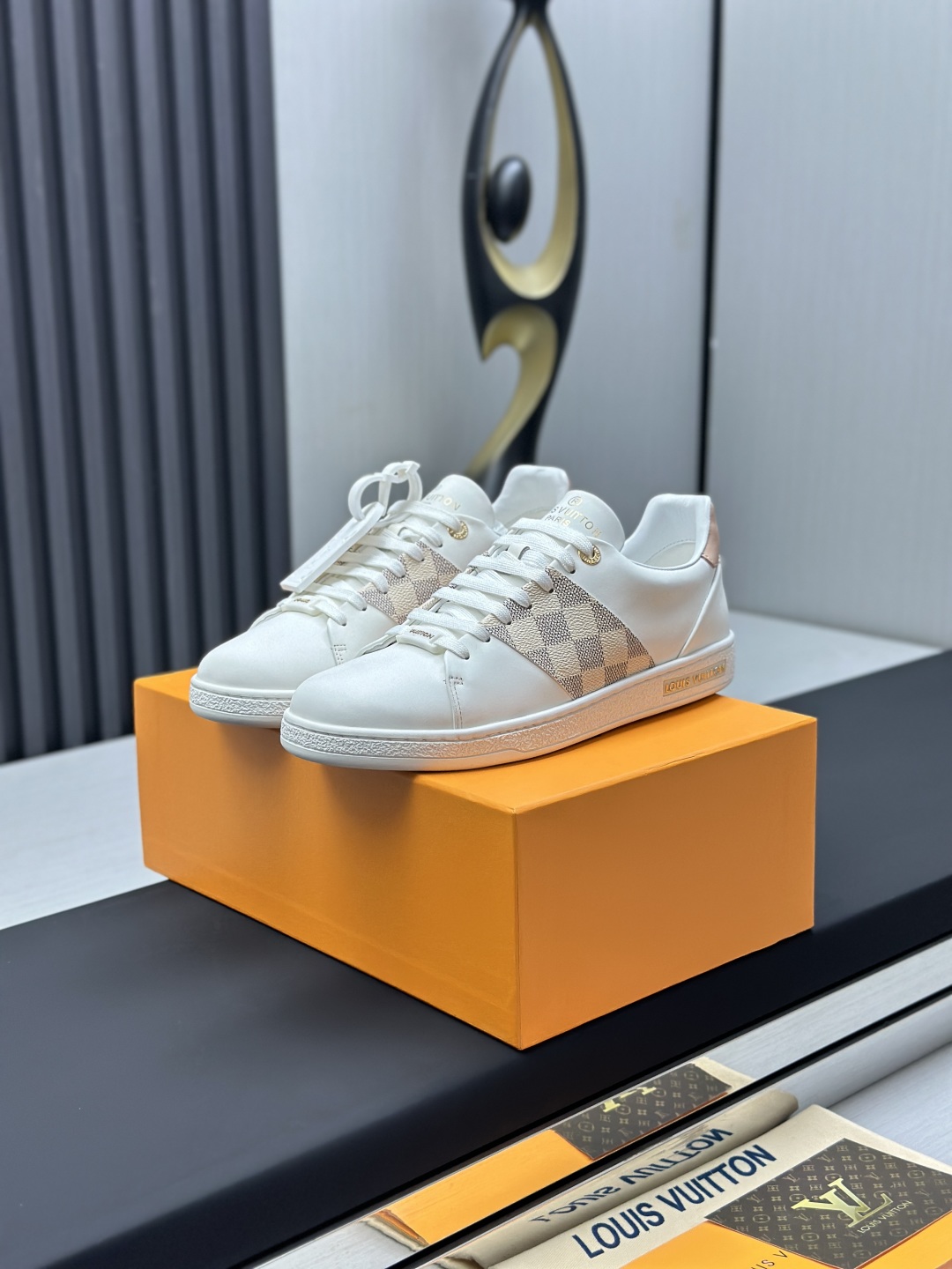 wsxc1761582150958_0 Louis Vuitton Fashion Shoes - Image 1