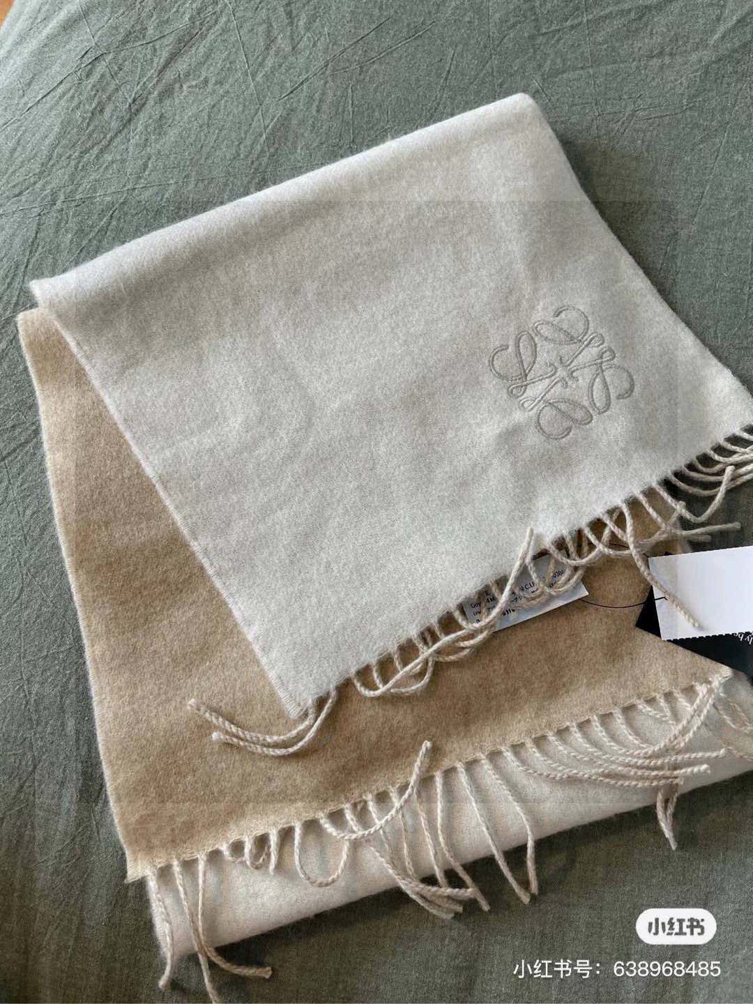wsxc1761700962097_6 LOEWE Fashion Scarf - Image 1