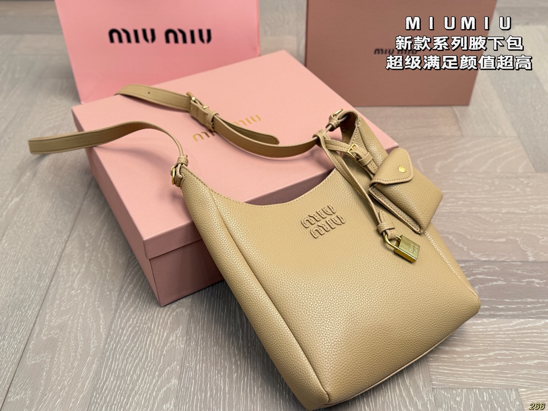 wsxc1761847823607_1 Miu Miu Fashion Bag - Image 1
