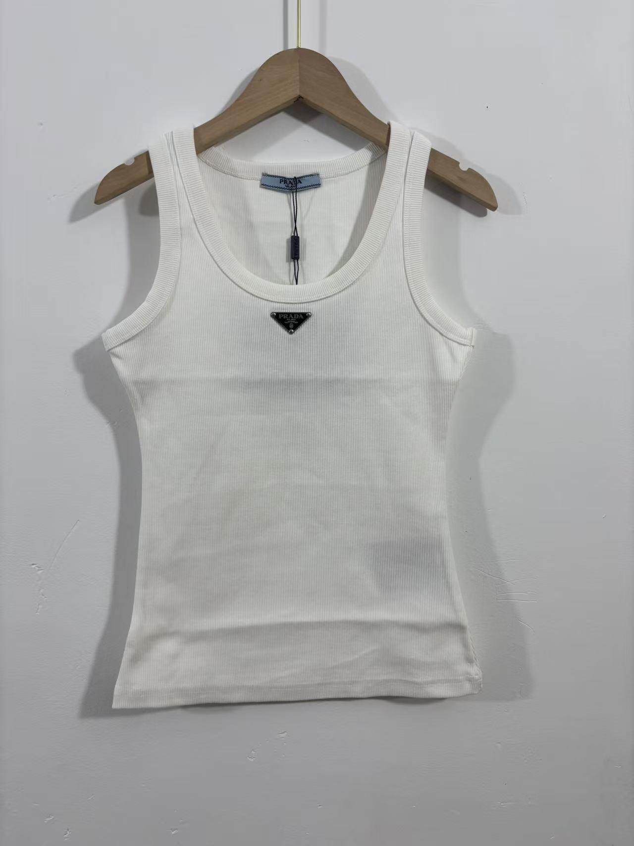 微信图片_20251022193214_280_23 Prada shirt - Image 1