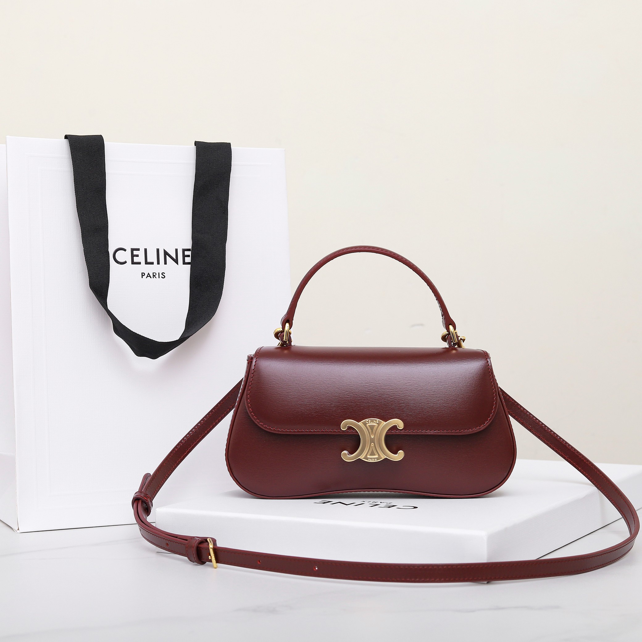 a1740116084235_2225 Celine Fashion Bag - Image 1