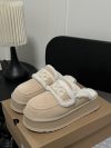 UGG shoes - Image 2