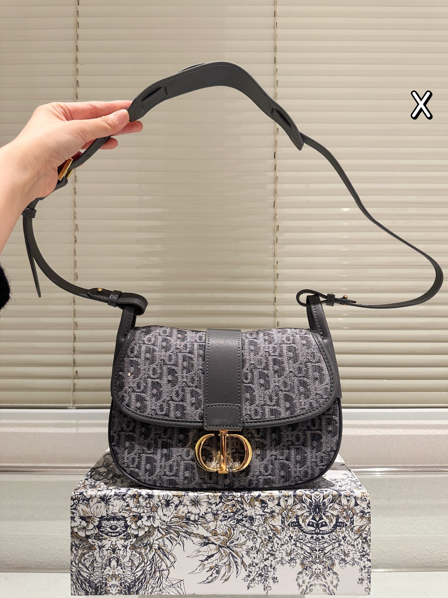 wsxc1762010347956_0 Dior Fashion Bag - Image 1