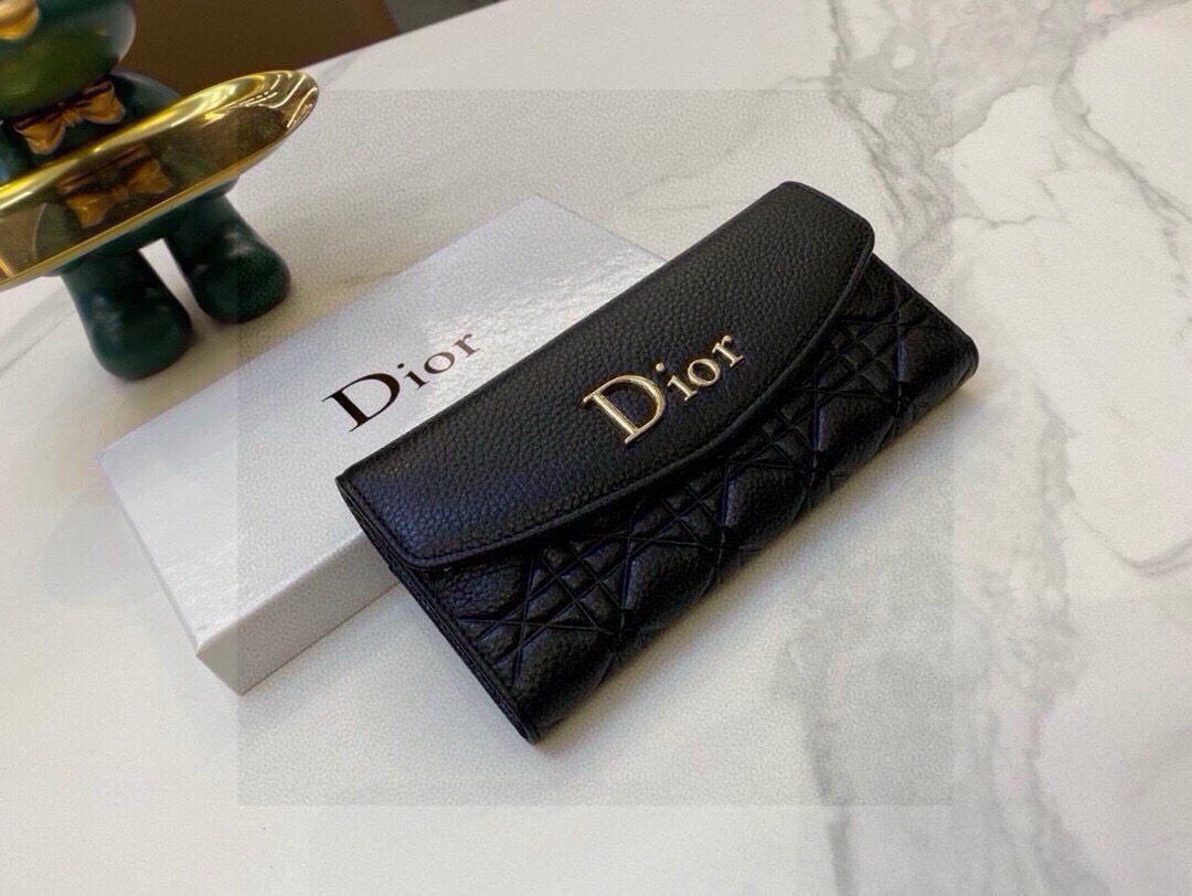 wsxc1762012984165_0 Dior Fashion Wallet - Image 1