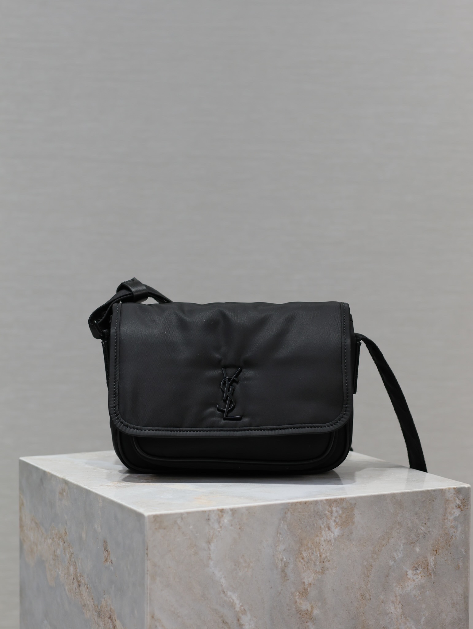 wsxc1762059501187_0 Saint Laurent Fashion Bag - Image 1
