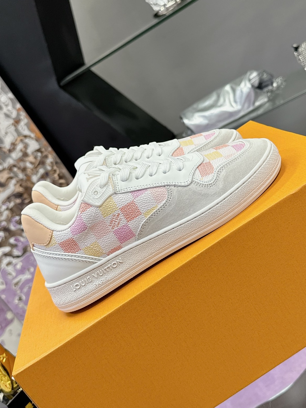 wsxc1762607044594_0 Louis Vuitton Fashion Shoes - Image 1