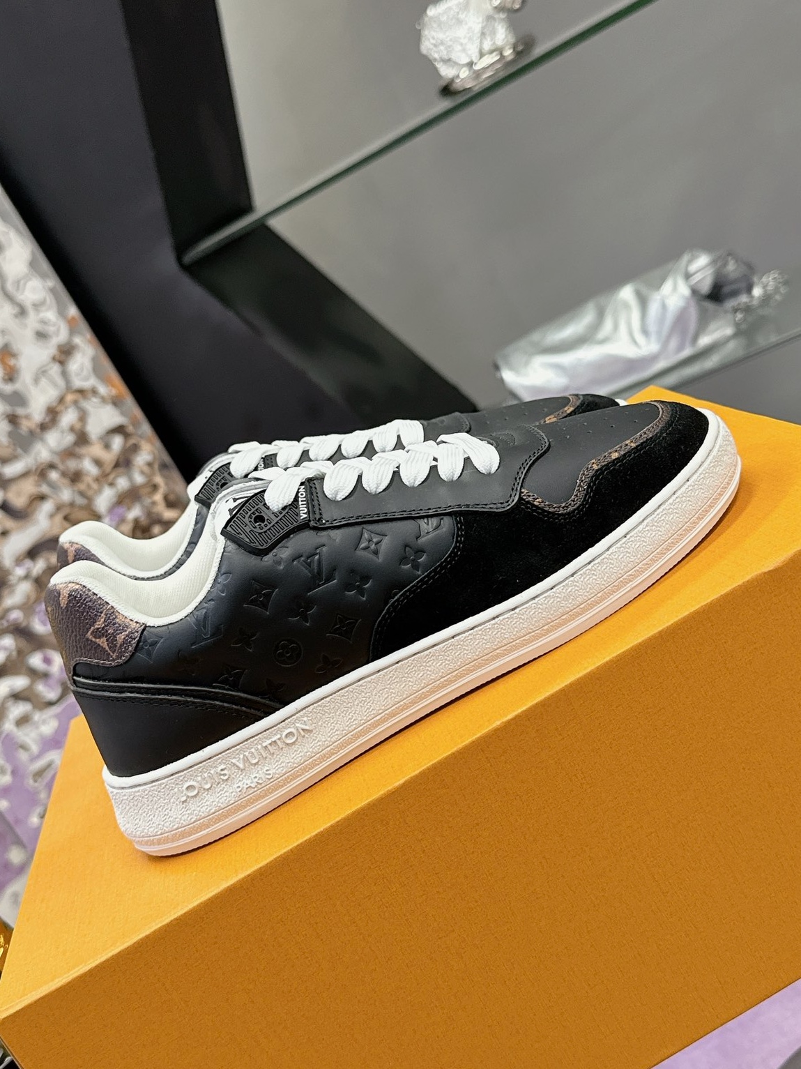 wsxc1762607100687_0 Louis Vuitton Fashion Shoes - Image 1