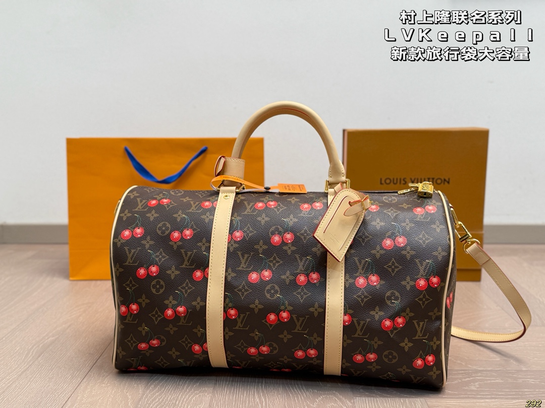 wsxc1762610004014_1 Louis Vuitton Fashion Travel Bag - Image 1