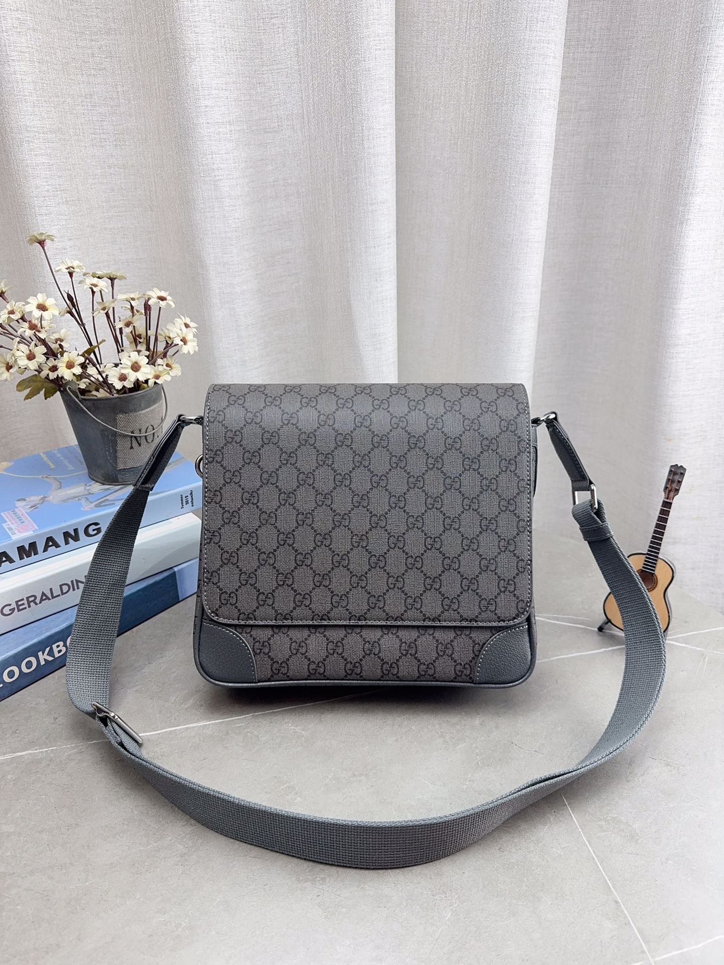 wsxc1762615783526_0 Gucci Fashion Bag - Image 1