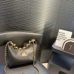 Chanel Fashion Bag