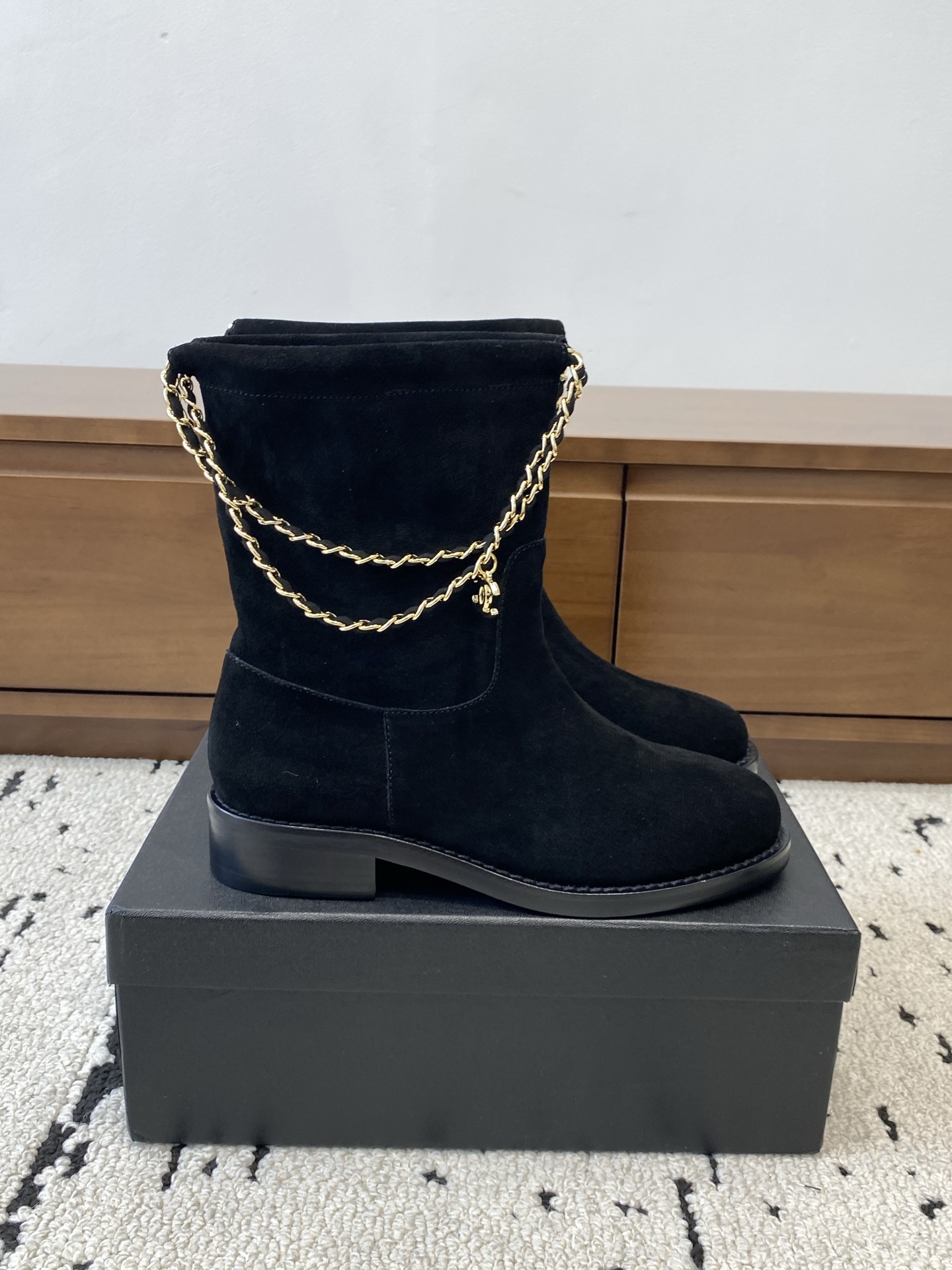 wsxc1762952781501_1 Chanel Fashion Boots - Image 1