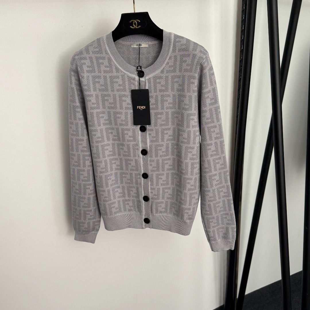 wsxc1763099694157_0 Fendi cardigan - Image 1