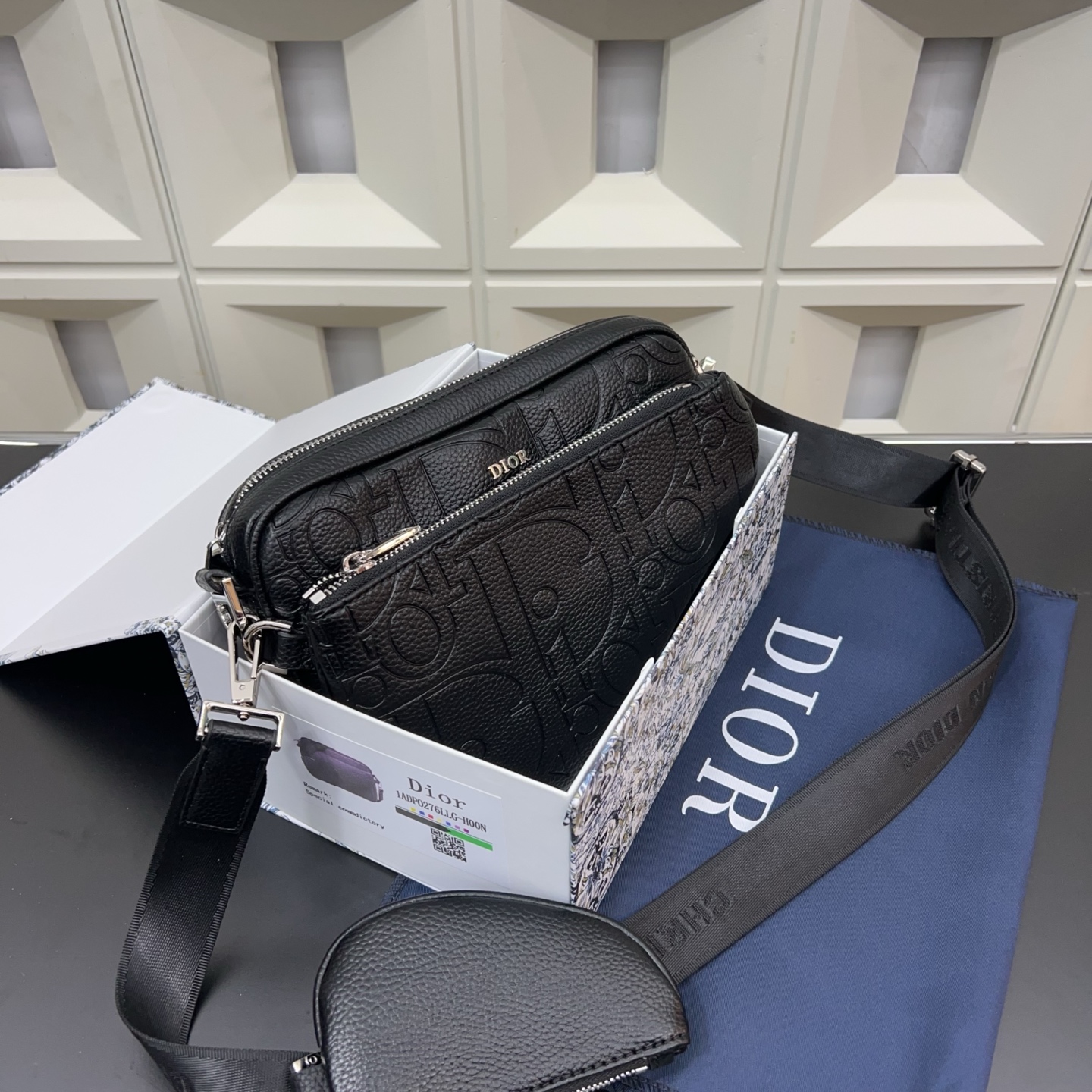 wsxc1763219670460_0 Dior Fashion Bag - Image 1