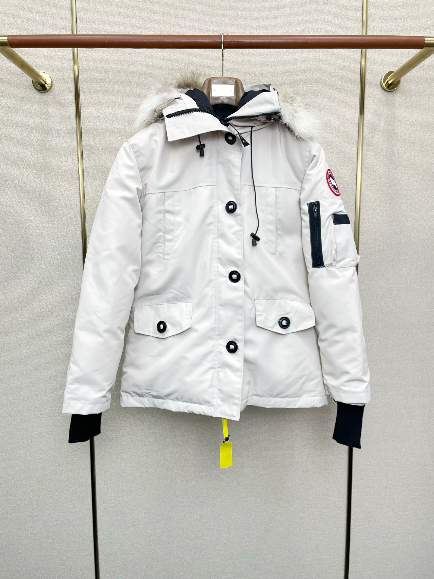 wsxc1764038199391_0 Canada Goose Down Jacket - Image 1