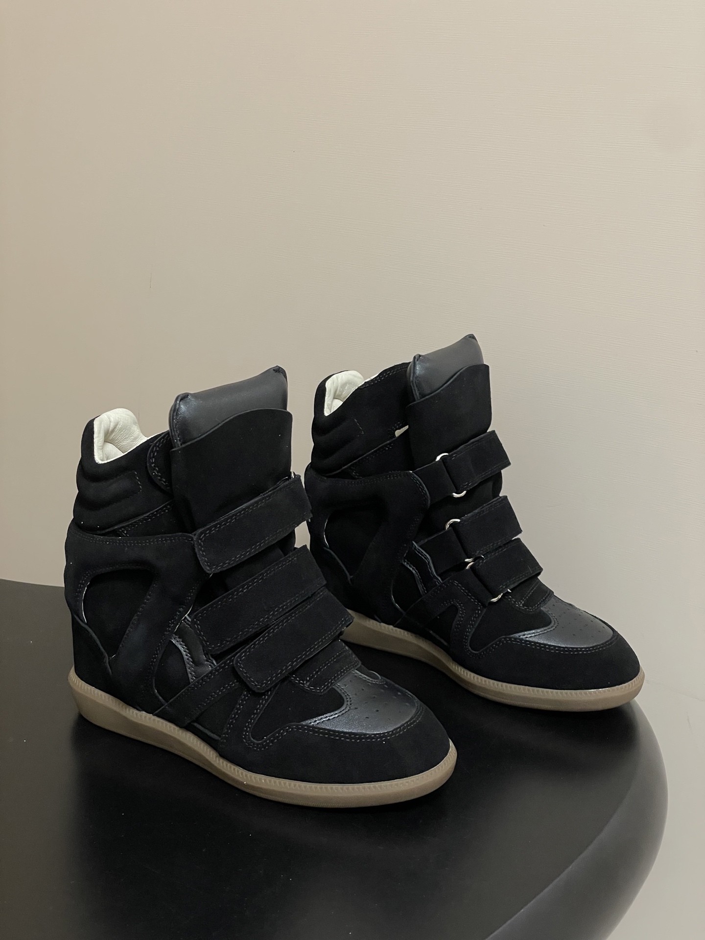 wsxc1764359263563_0 ISABEL MARANT shoes - Image 1