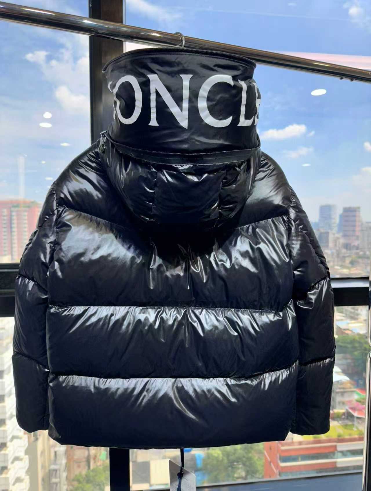 微信图片_20251113031837_75_5 Moncler Down Jacket - Image 1