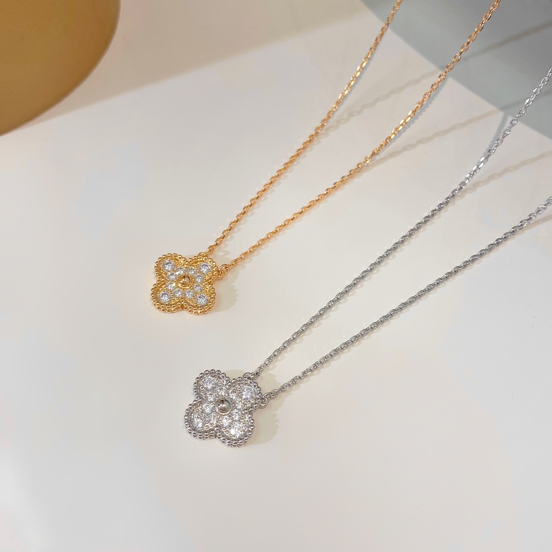 wsxc1765858161614_0 Van Cleef & Arpels necklace - Image 1