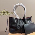Bottega Veneta Fashion Bag