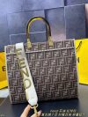 Fendi Fashion Bag - Image 4