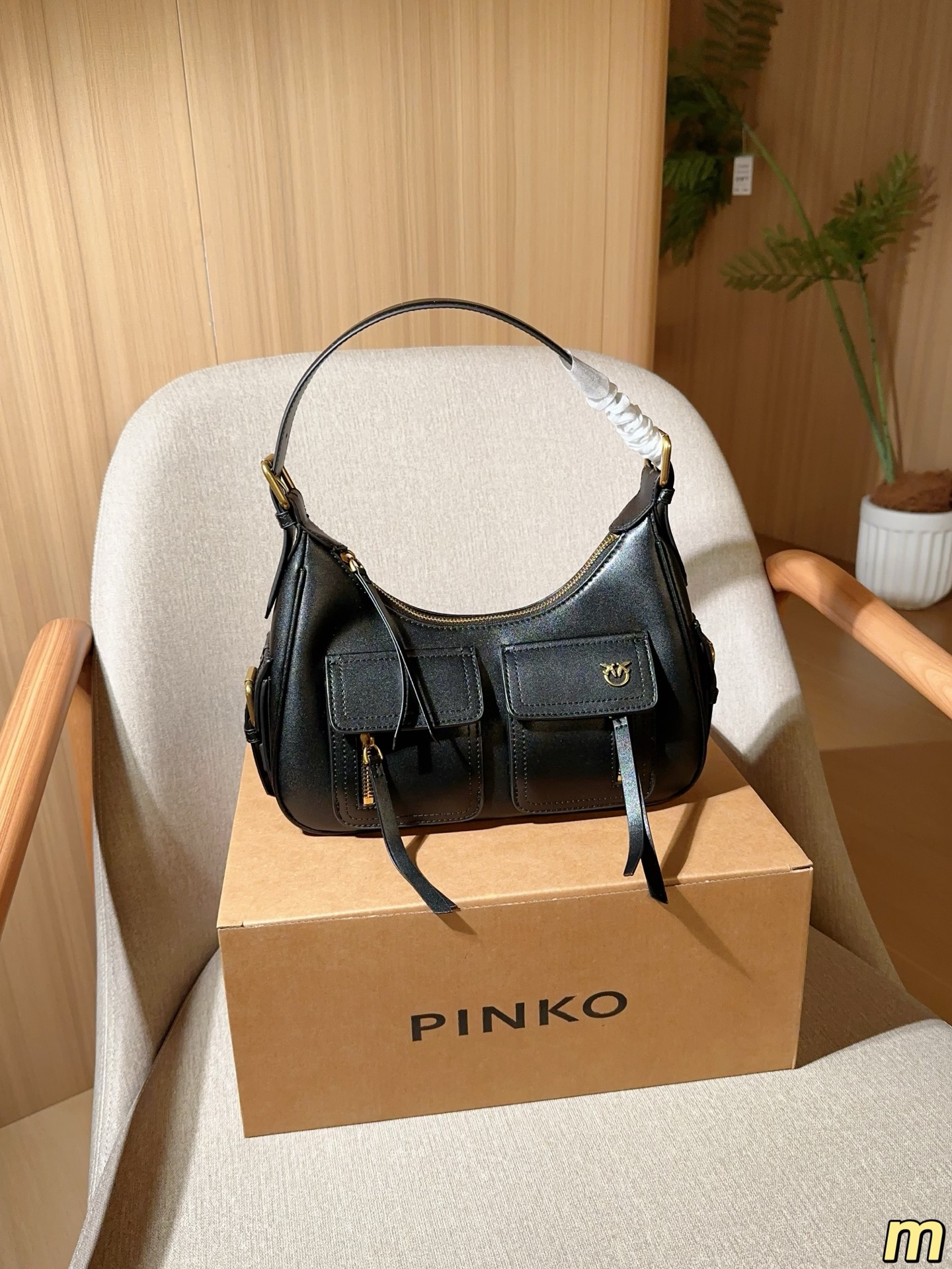 wsxc1766670399294_0 Pinko Fashion Bag - Image 1