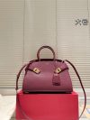 Ferragamo Fashion Bag - Image 6