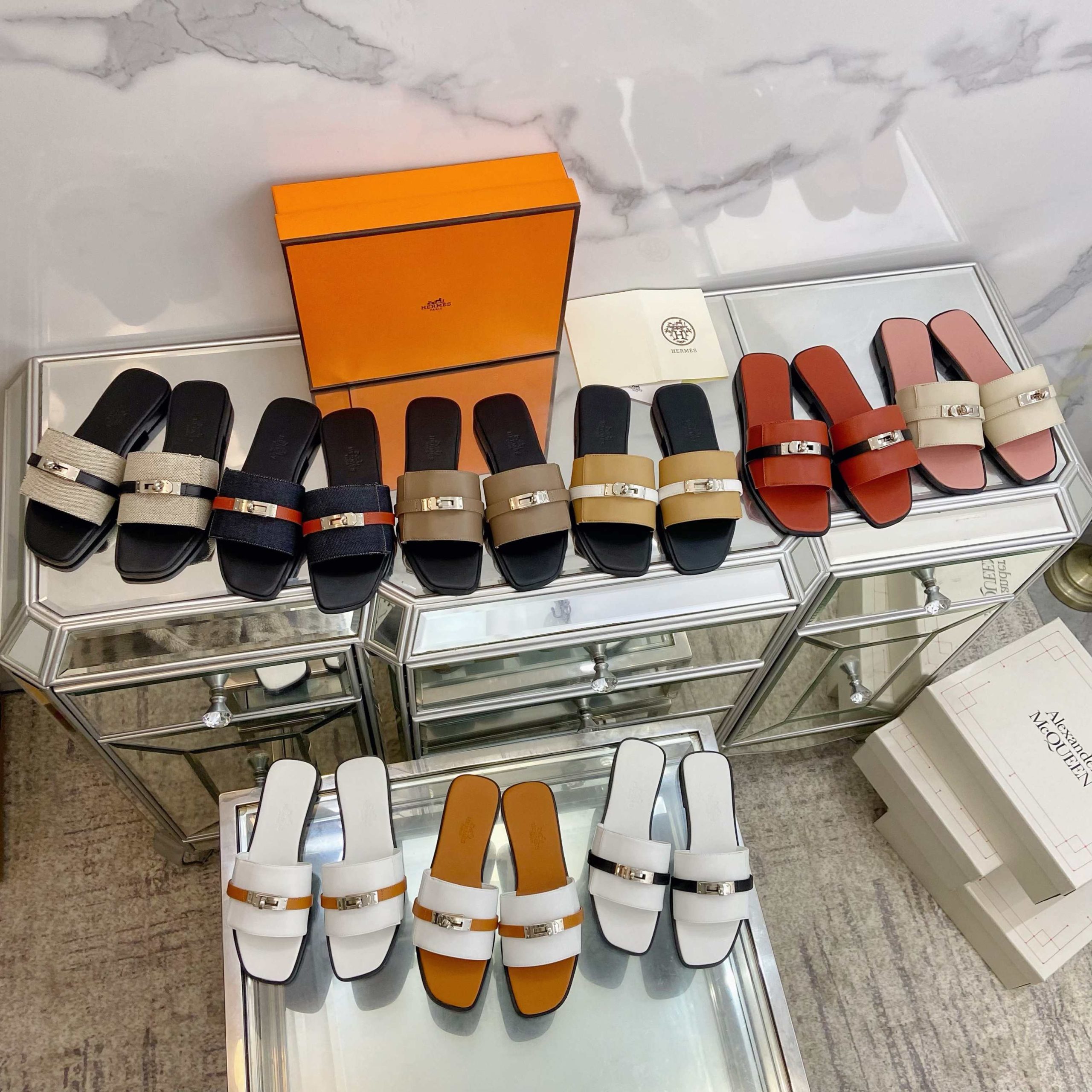 a1768533945339_2320 Hermes slippers - Image 1