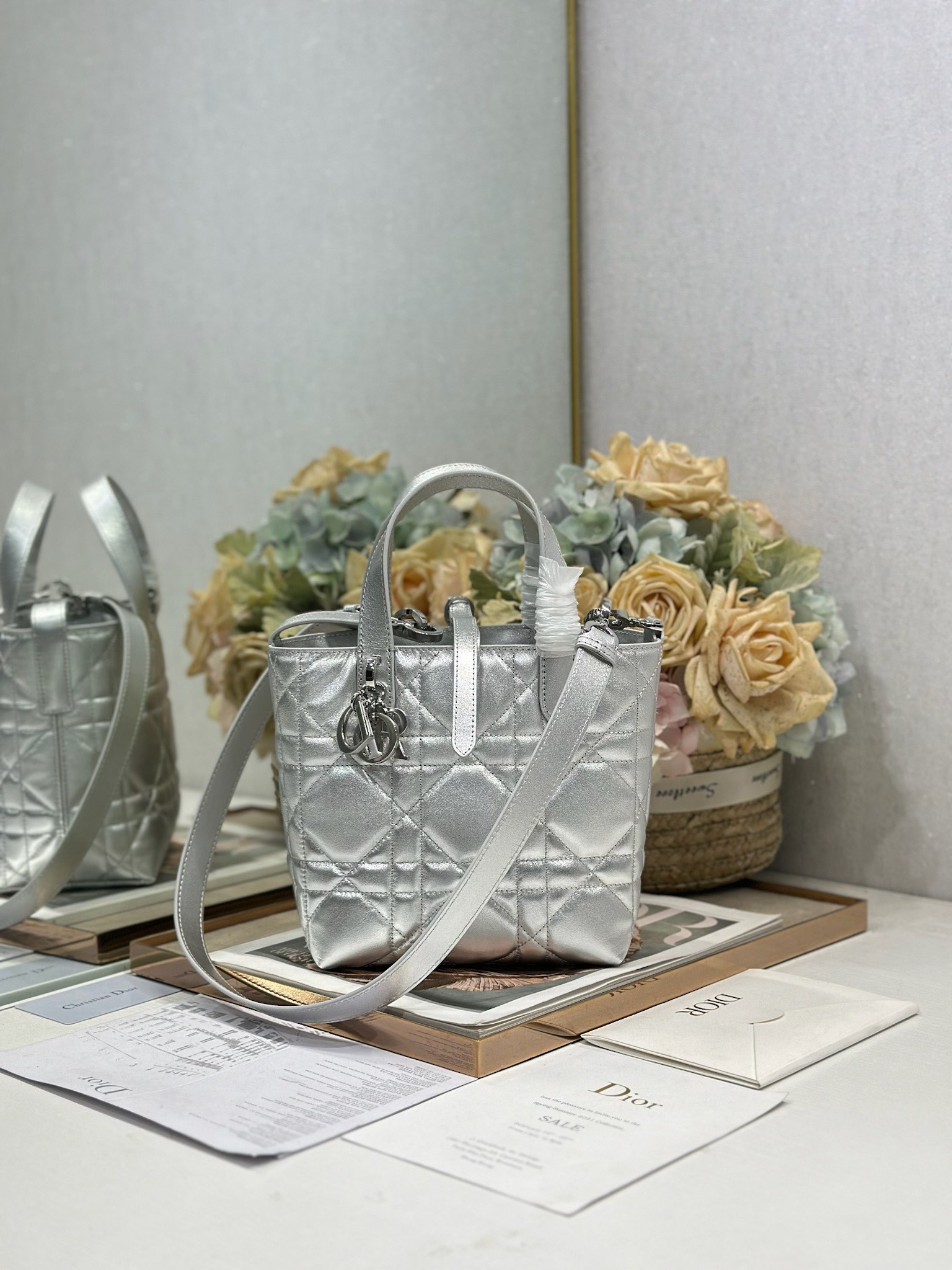 i1768634689_917_0 Dior Fashion Bag - Image 1