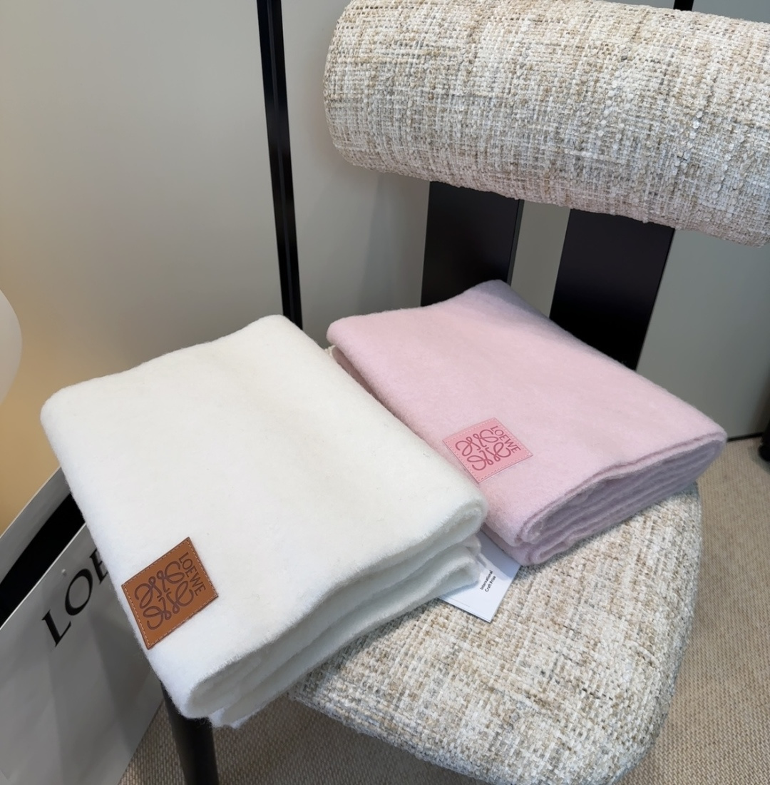 wsxc1767642810125_2 LOEWE Fashion Scarf - Image 1